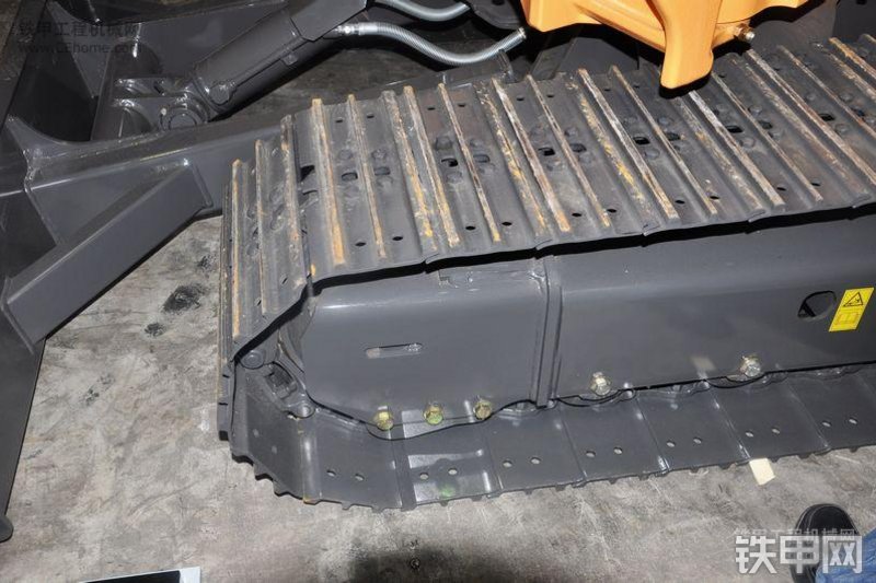 凯斯CX58C挖掘机局部