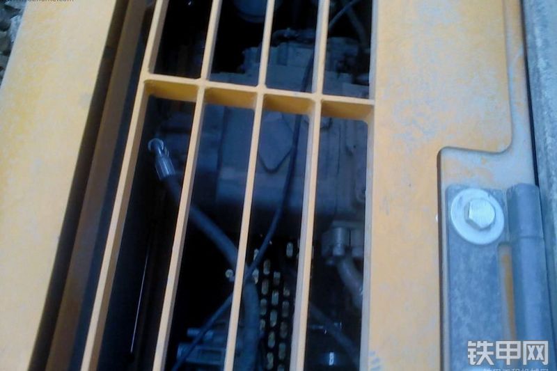 三一重工SY205C-8S挖掘机整机外观