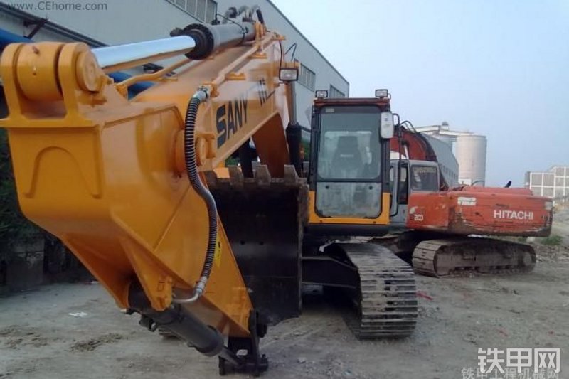 三一重工SY205C-8S挖掘机整机外观