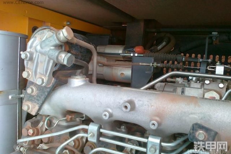 三一重工SY215C-8S挖掘机整机外观