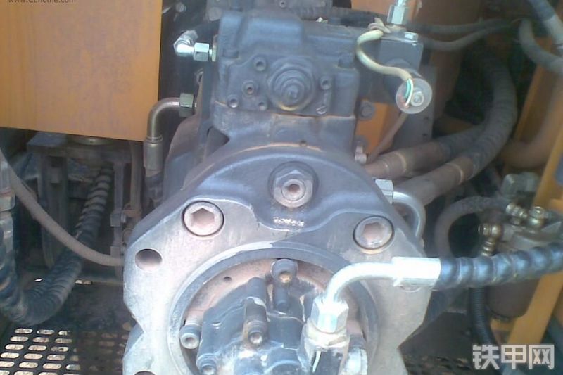 三一重工SY365C-8挖掘机整机外观