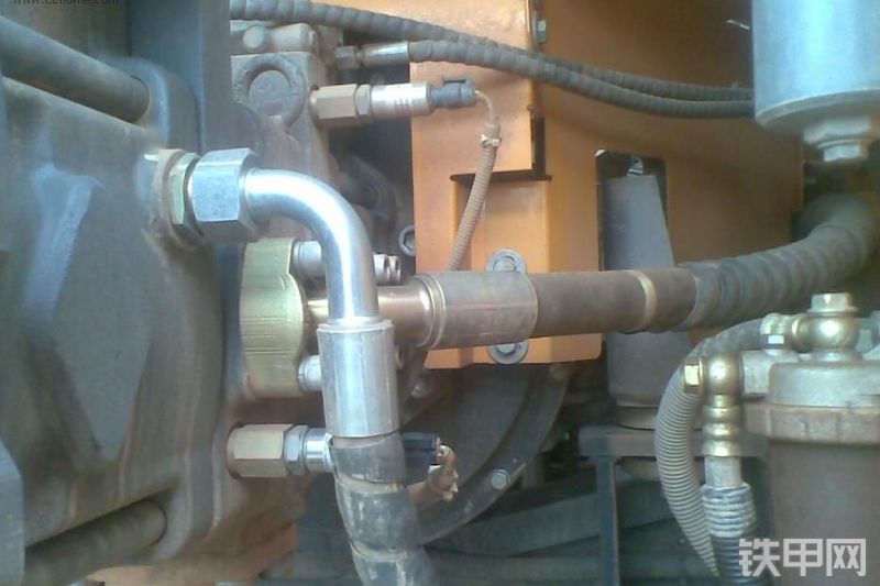 三一重工SY365C-8挖掘机整机外观