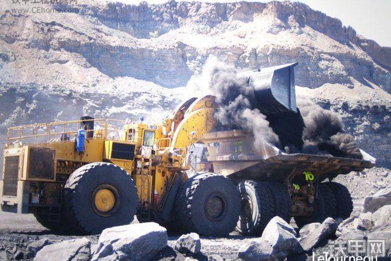 勒图尔勒L-1850 GENERATION 2装载机整机外观