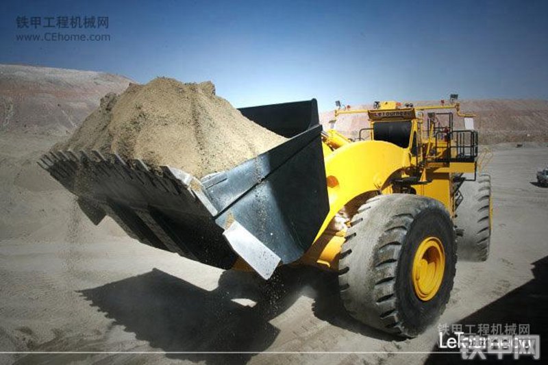 勒图尔勒L-2350 GENERATION 2 装载机整机外观