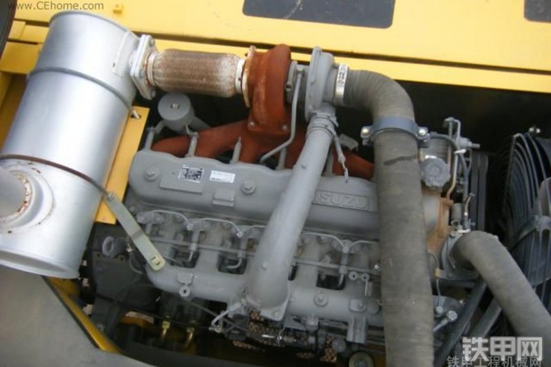 力士德SC270LC.8挖掘机整机外观