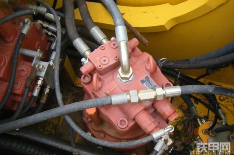 力士德SC270LC.8挖掘机整机外观