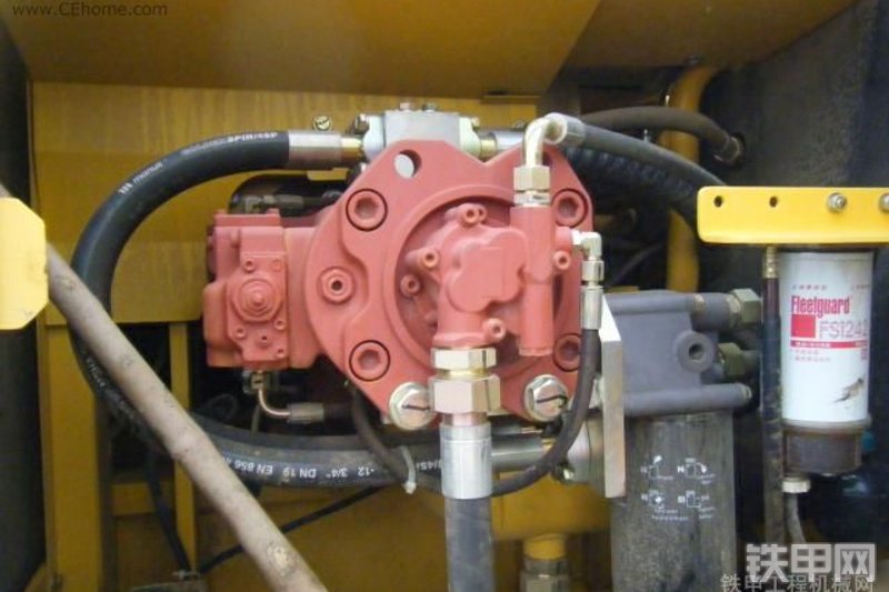 力士德SC270LC.8挖掘机整机外观