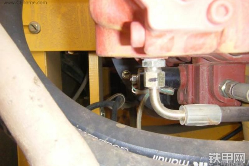 力士德SC270LC.8挖掘机整机外观