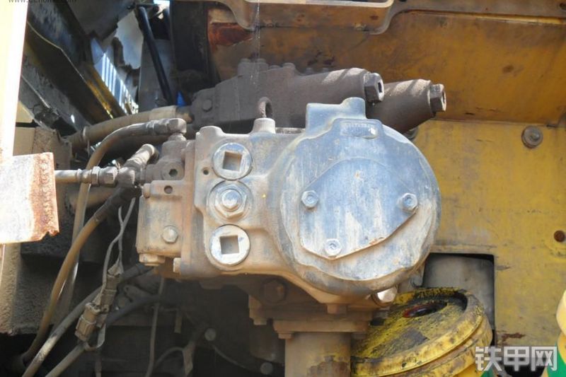 小松PC400-6挖掘机整机外观