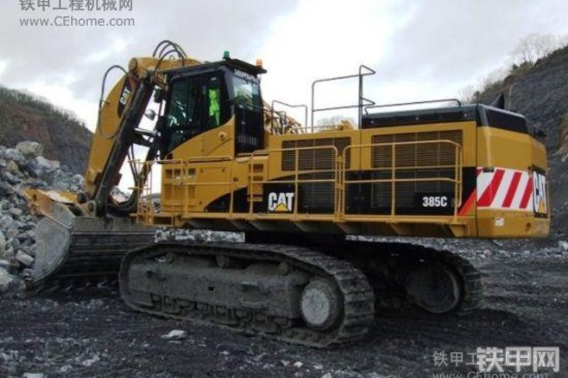 卡特彼勒385C挖掘机整机外观