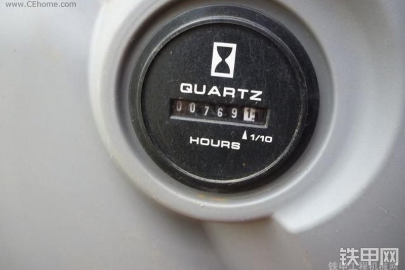 神钢SK250-8进口挖掘机局部