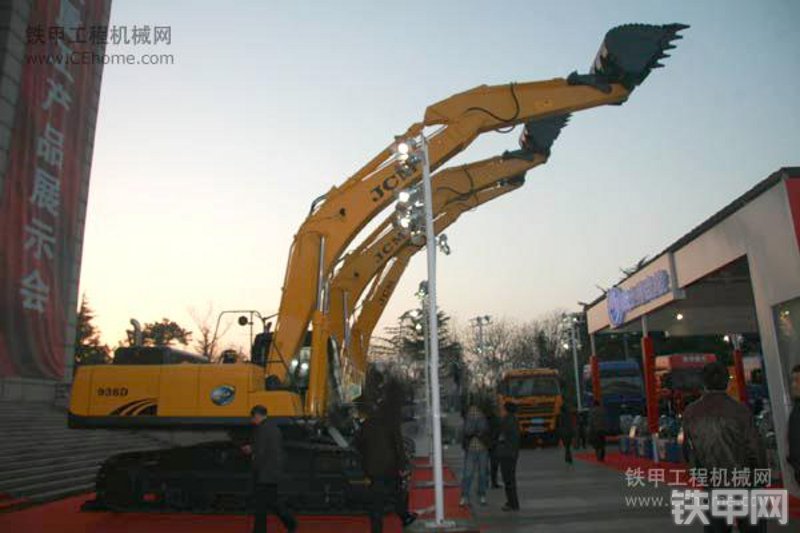 山重建机JCM936D挖掘机整机外观