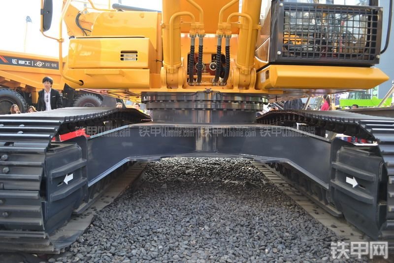 柳工CLG939DH挖掘机局部