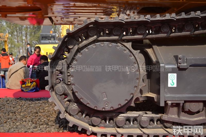 柳工CLG945E挖掘机整机外观