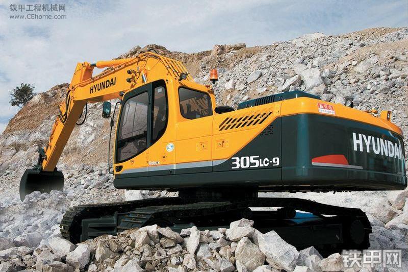 现代R305LC-9挖掘机整机外观