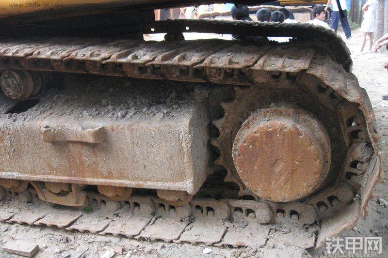 现代R305LC-9挖掘机整机外观