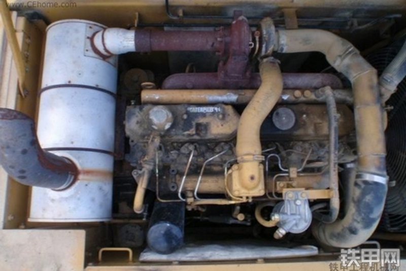 卡特彼勒320B挖掘机整机外观