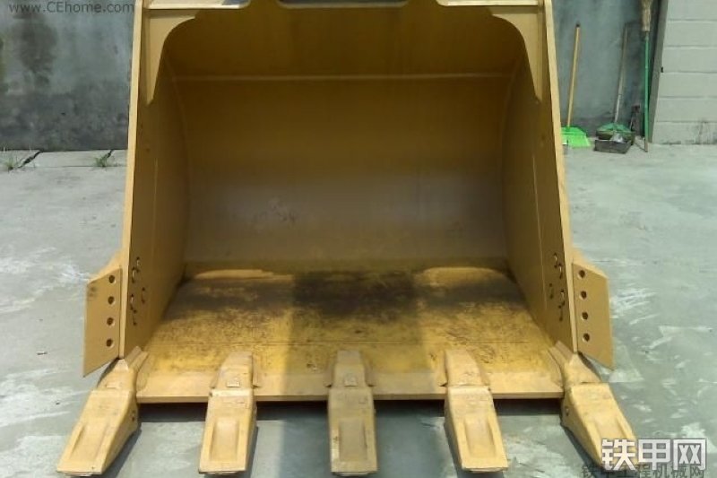 卡特彼勒345DL挖掘机整机外观