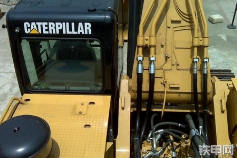 卡特彼勒345DL挖掘机整机外观