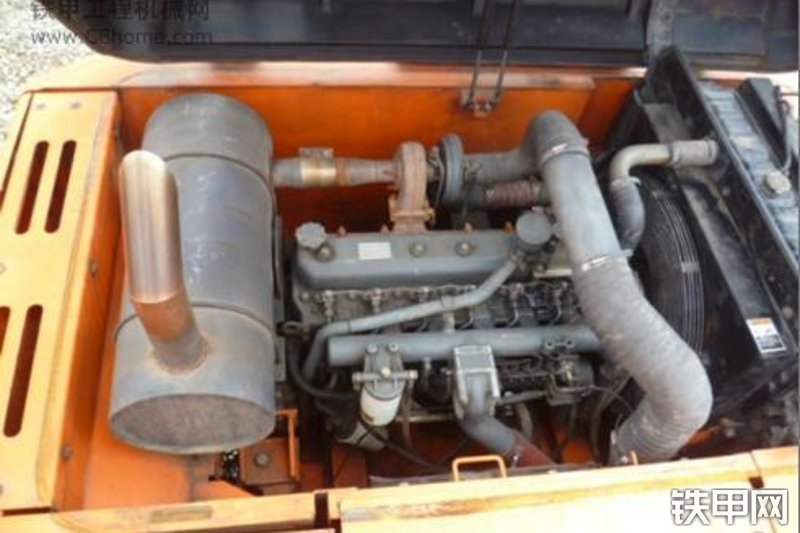 迪万伦DH258LC-7挖掘机整机外观
