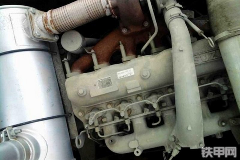 厦工XG822LC挖掘机整机外观