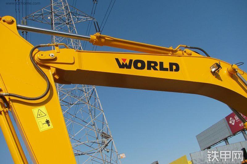 沃得重工W2239-7挖掘机整机外观