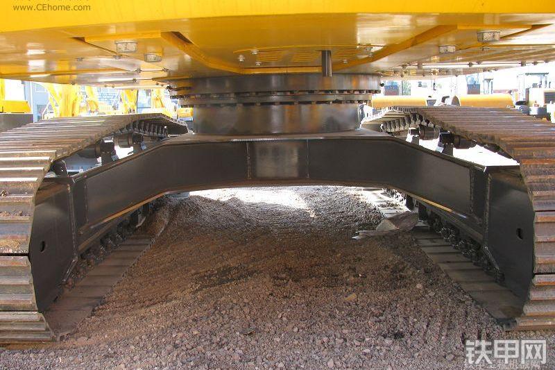 沃得重工W2239-7挖掘机整机外观