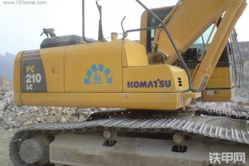 小松PC210LC-8(800mm履带板)挖掘机整机外观