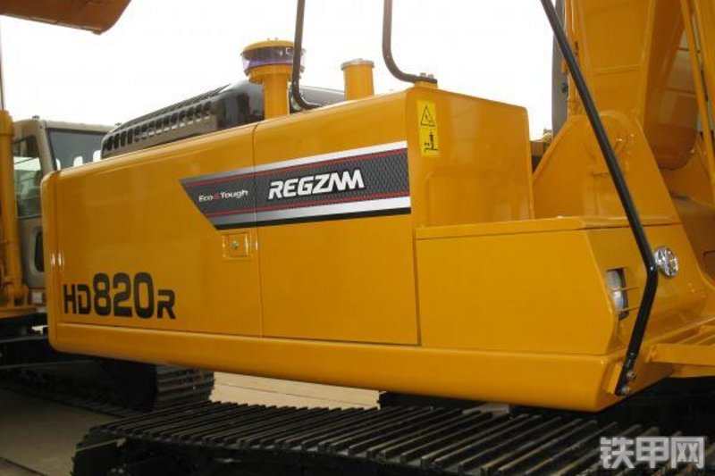 加藤HD820R挖掘机局部