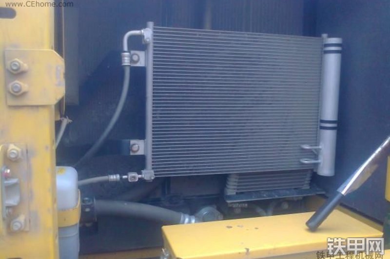 小松PC240LC-8加长臂加长臂拆除臂局部