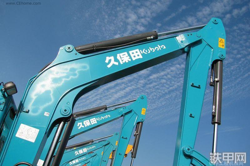 久保田KX161-3S挖掘机整机外观