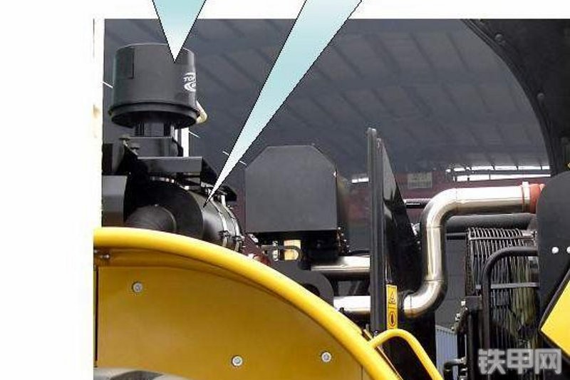 成工CG990装载机整机外观