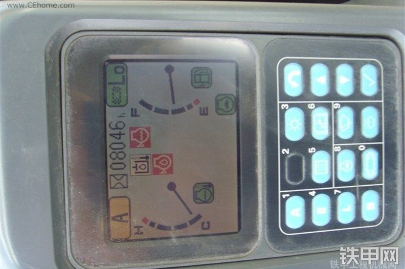 小松PC360-7挖掘机局部