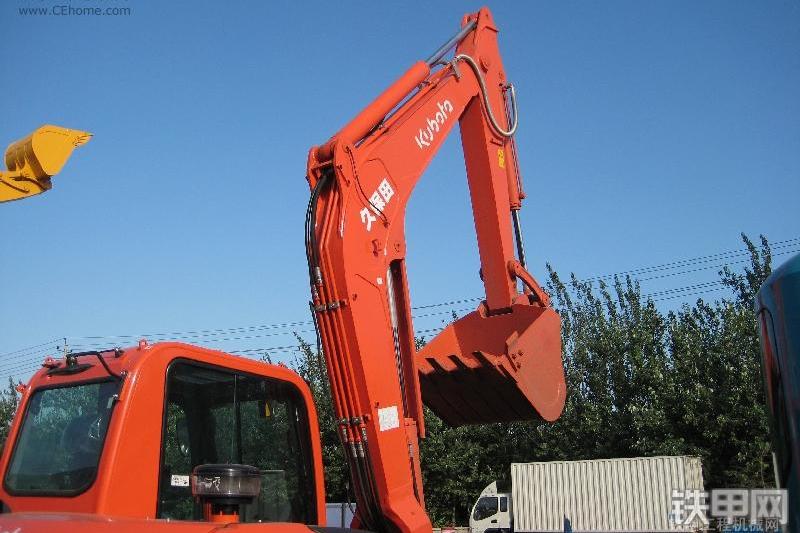 久保田KX185-3挖掘机整机外观