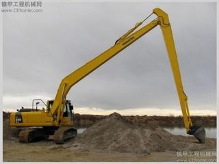 小松PC240NLC-8超长前臂(18米)挖掘机整机外观