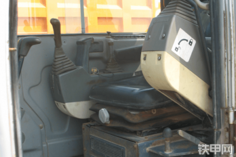 山河智能SWE50H挖掘机整机外观