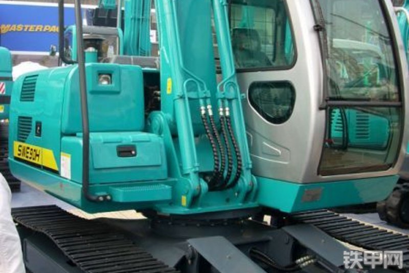 山河智能SWE90H挖掘机整机外观