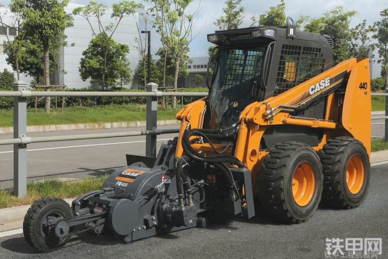 凯斯440HD滑移装载机整机外观